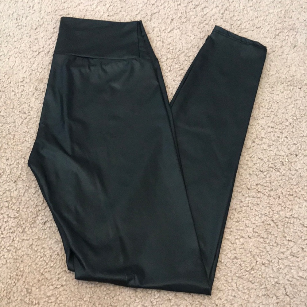 Leather leggings